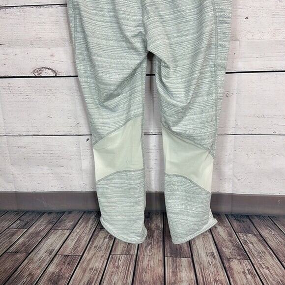 Athleta Leggings Womens Small Gray Mesh Midrise Pockets Textured - Picture 7 of 10